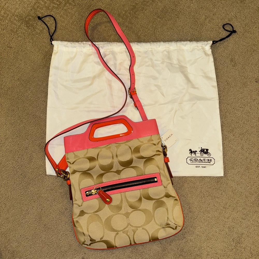 BRAND NEW COACH Bodybag